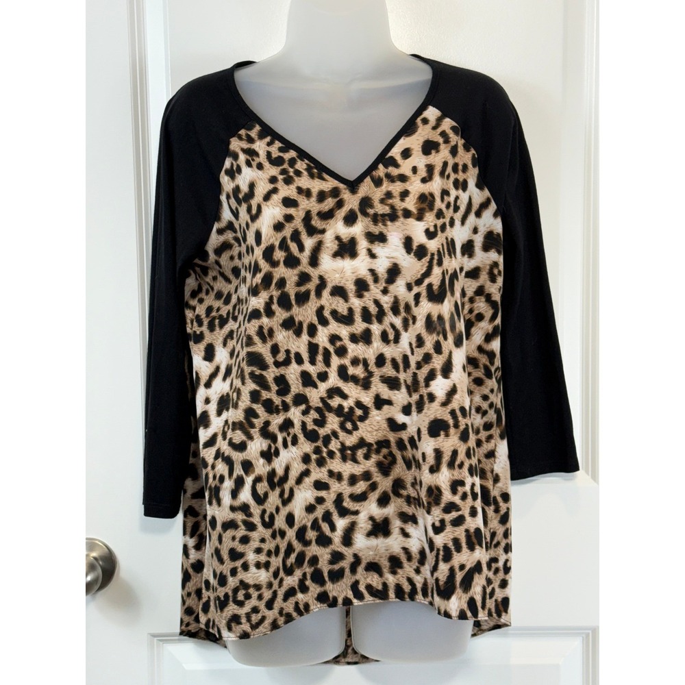 Charming Charlie Leopard Print V Neck Raglan‎ Long Sleeve Top Women's Small S